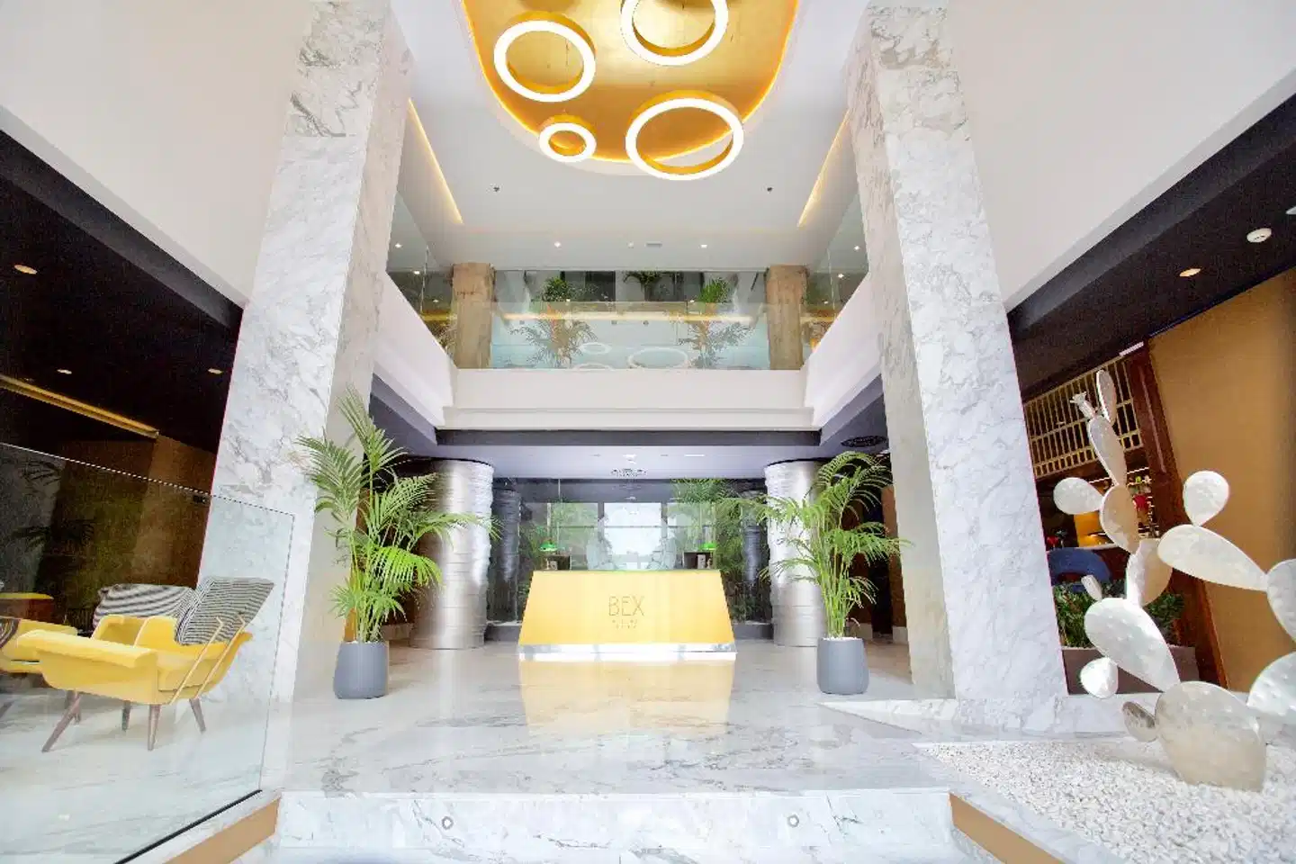 Design Plus Bex Hotel Aussenansicht