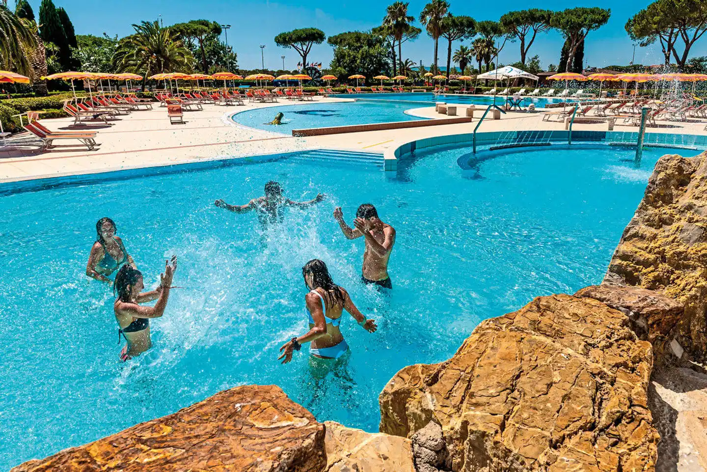 Pappasole Camping Village Bungalow Pool