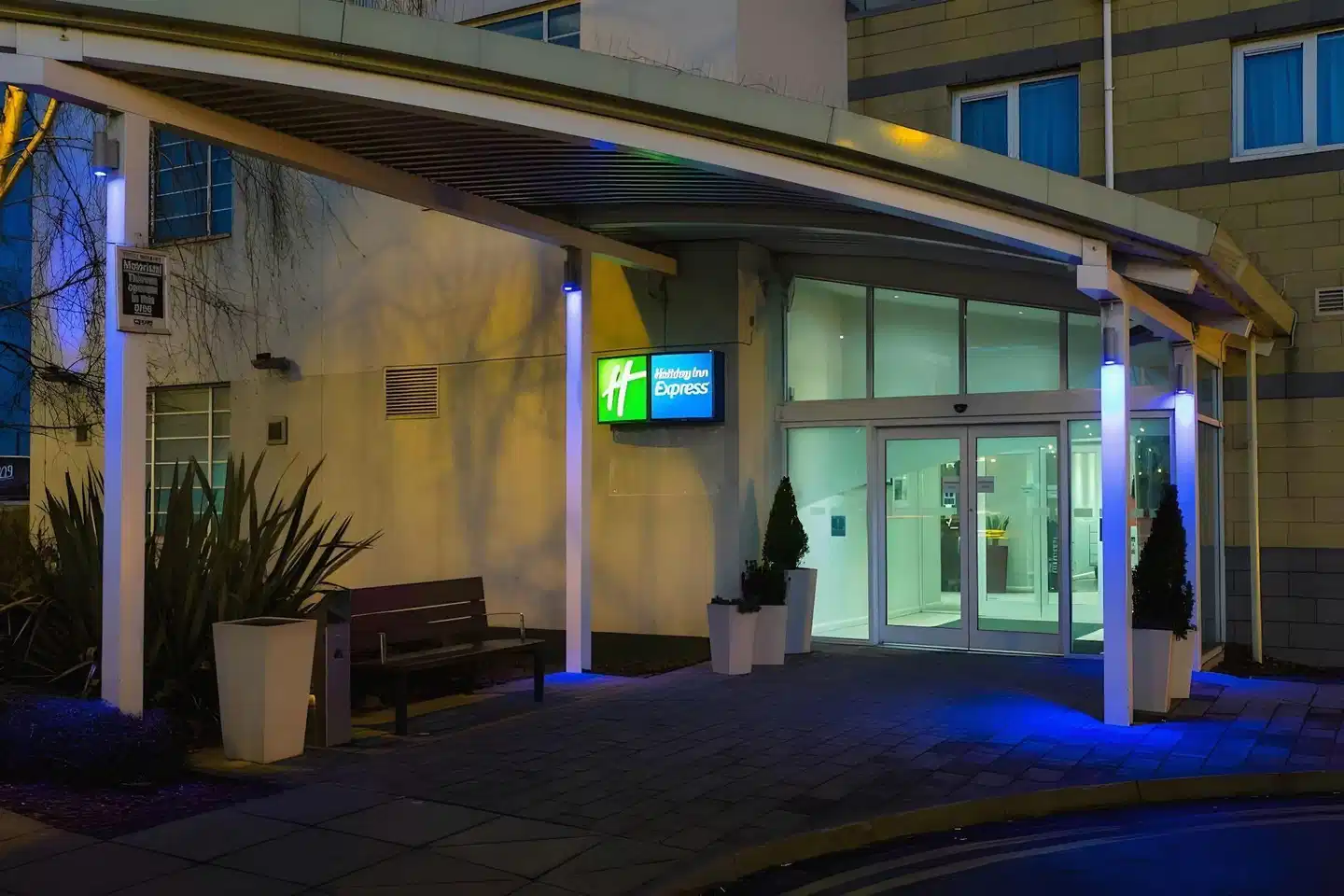 Holiday Inn Express London Chingford-Nth Circular Aussenansicht