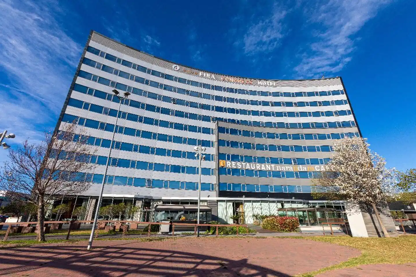 Fira Congress Aussenansicht