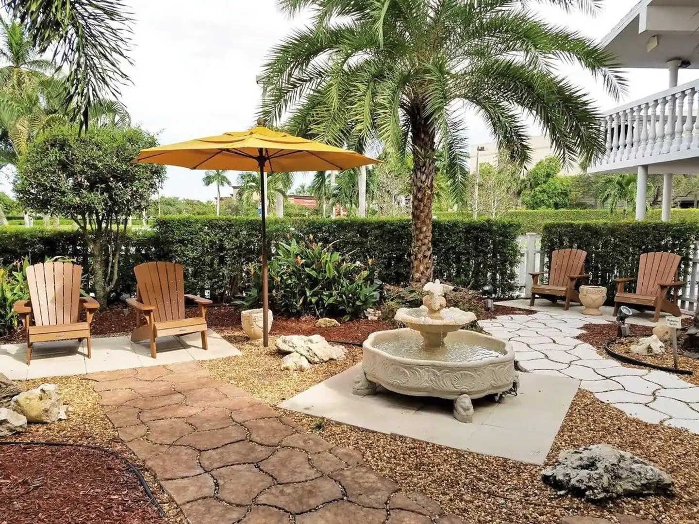 Best Western Palm Beach Lakes Terrasse