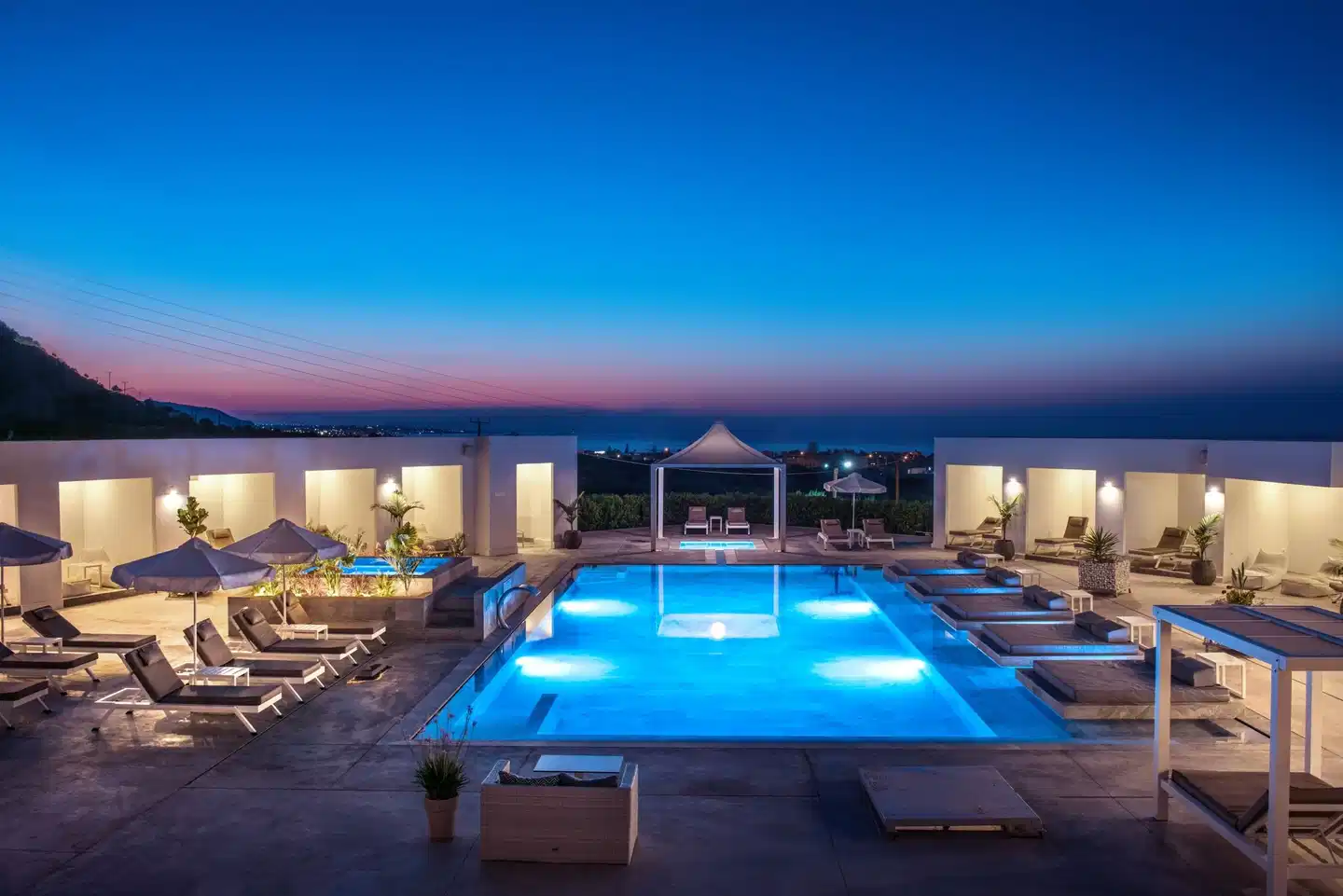 Matheo Villas & Suites Pool