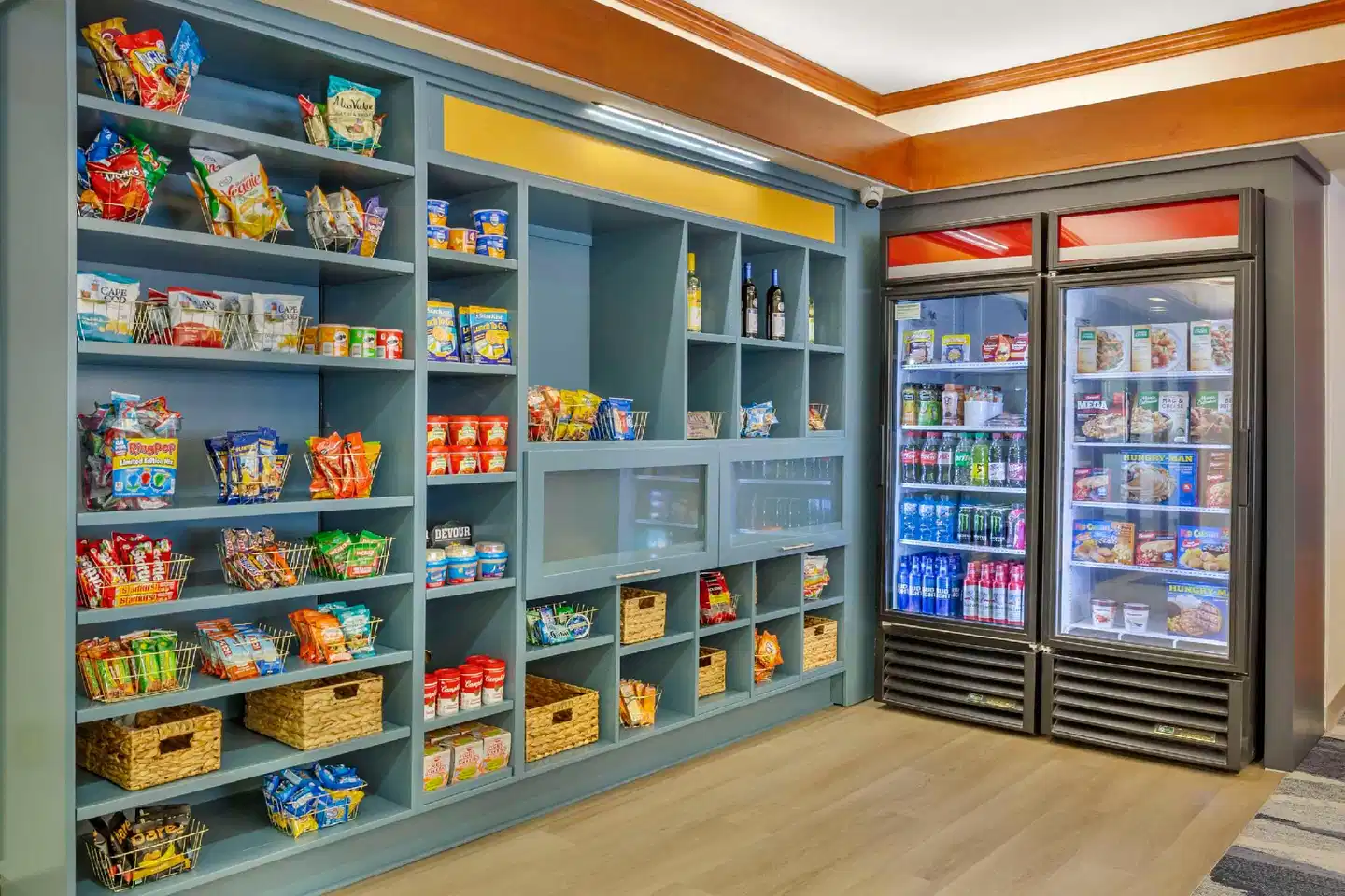 Comfort Inn & Suites Rapid City Near Mt Rushmore Bar