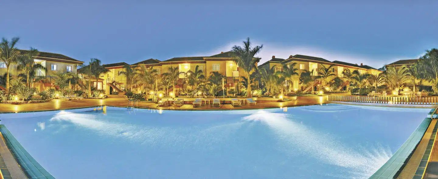 Residencial El Llano Pool