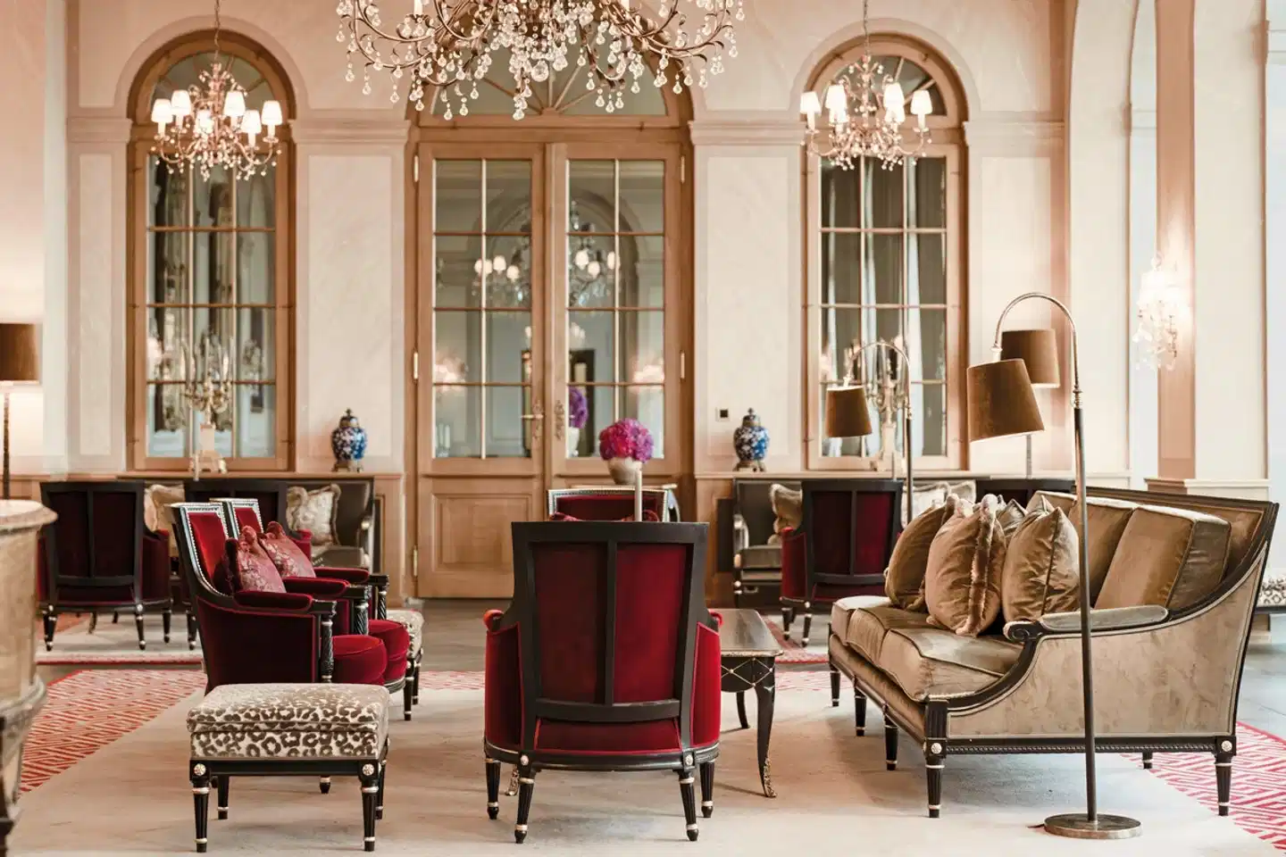 Grand Hotel Les Trois Rois Lobby