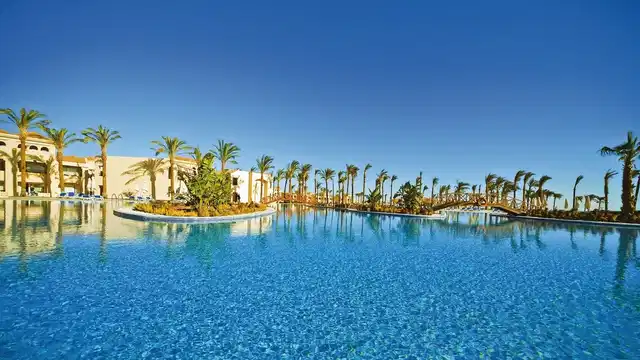 Cleopatra Luxury Resort Makadi Bay Pool