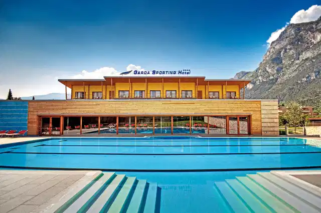 Garda Sporting Club Hotel Pool