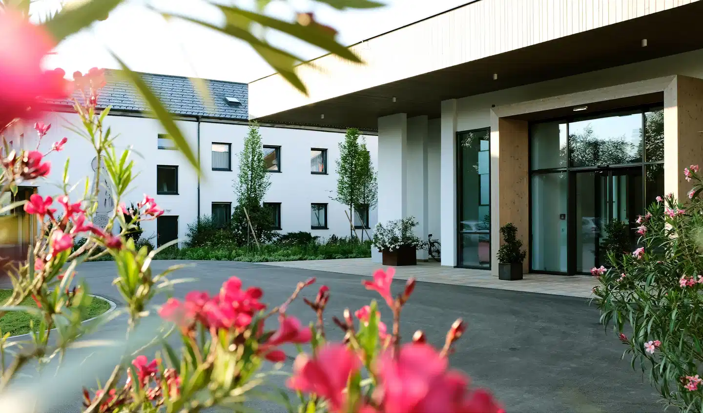 Kurhaus Marienkron Aussenansicht