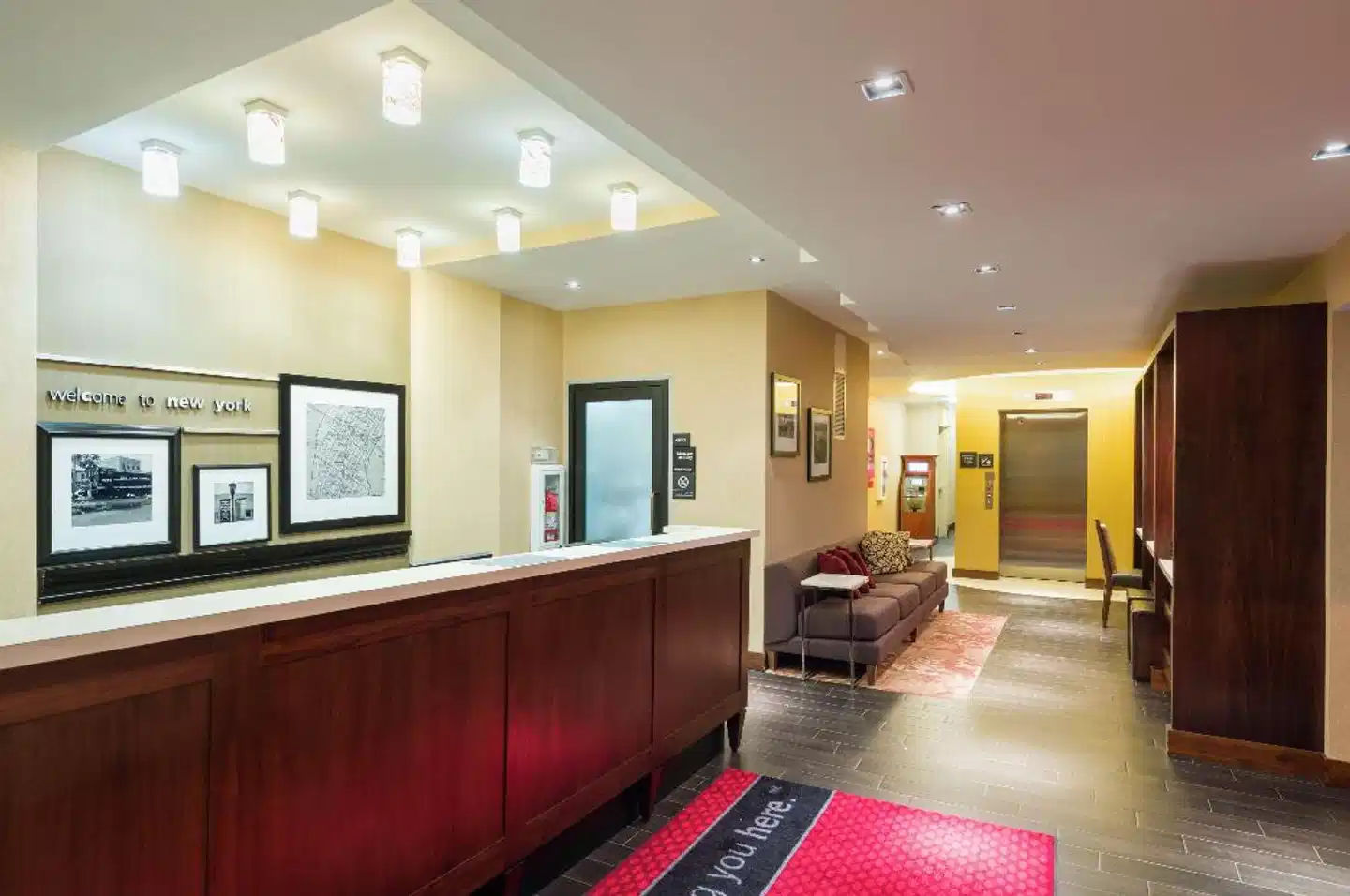 Hampton Inn Seaport Financial District Lobby