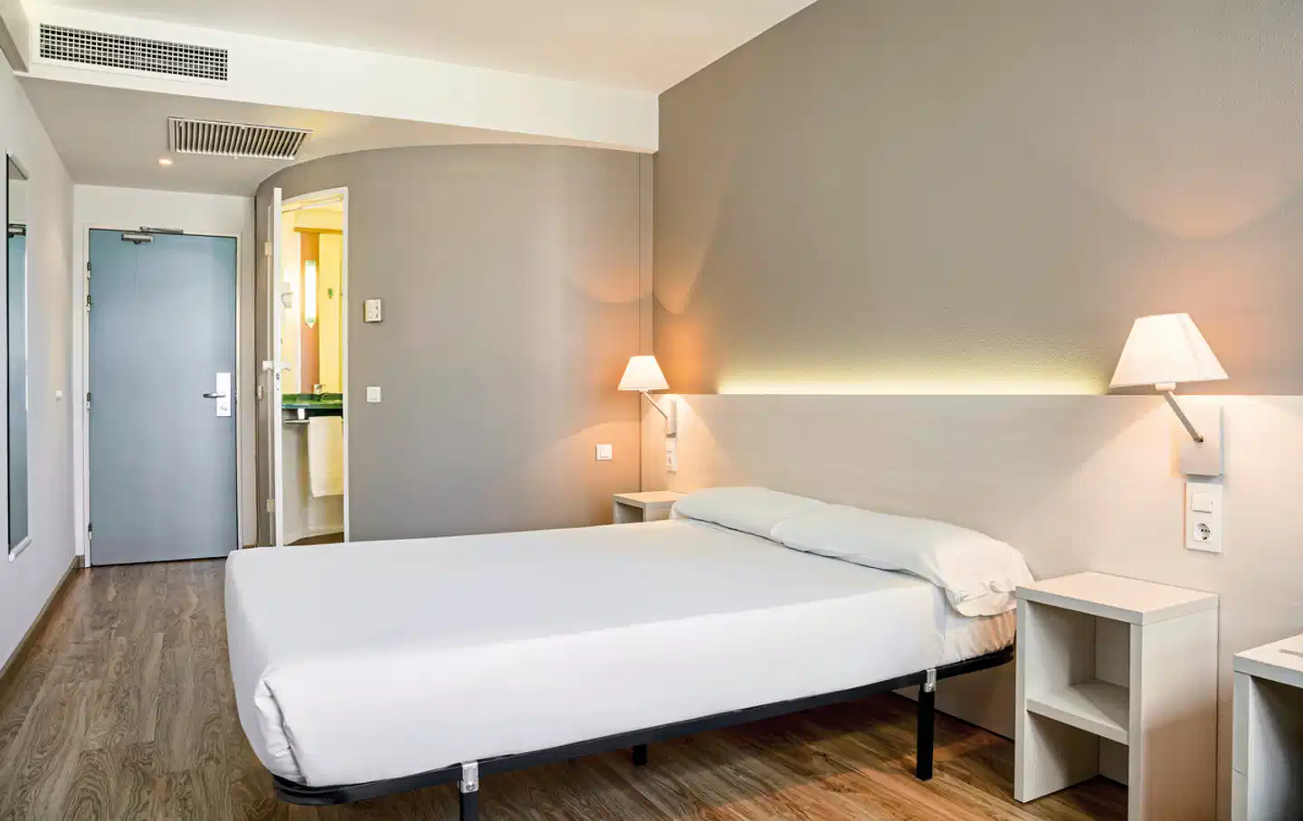 Hotel Ilunion Valencia 3 Wohnbeispiel