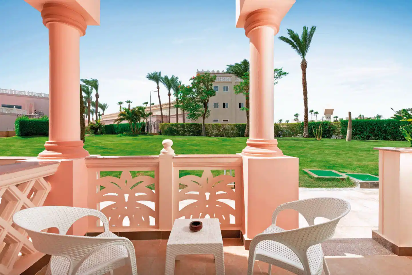 Pickalbatros Palace Resort Terrasse