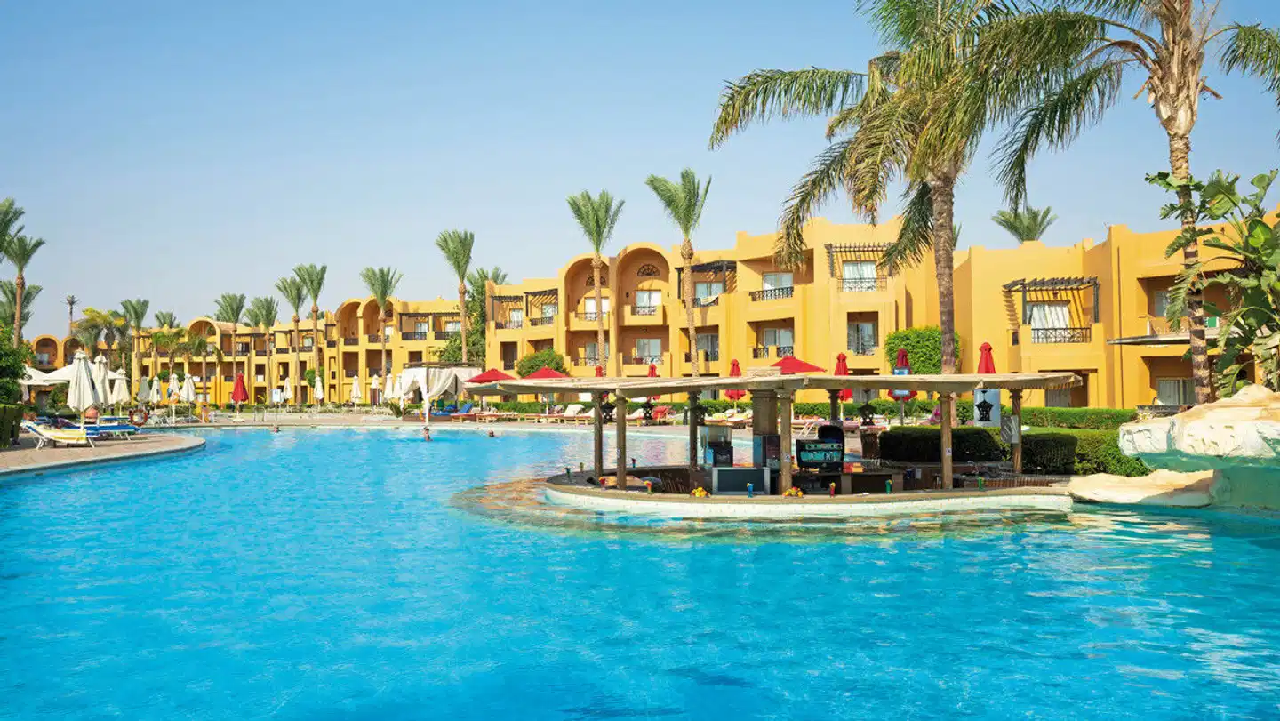 Stella Beach Resort & Spa Pool