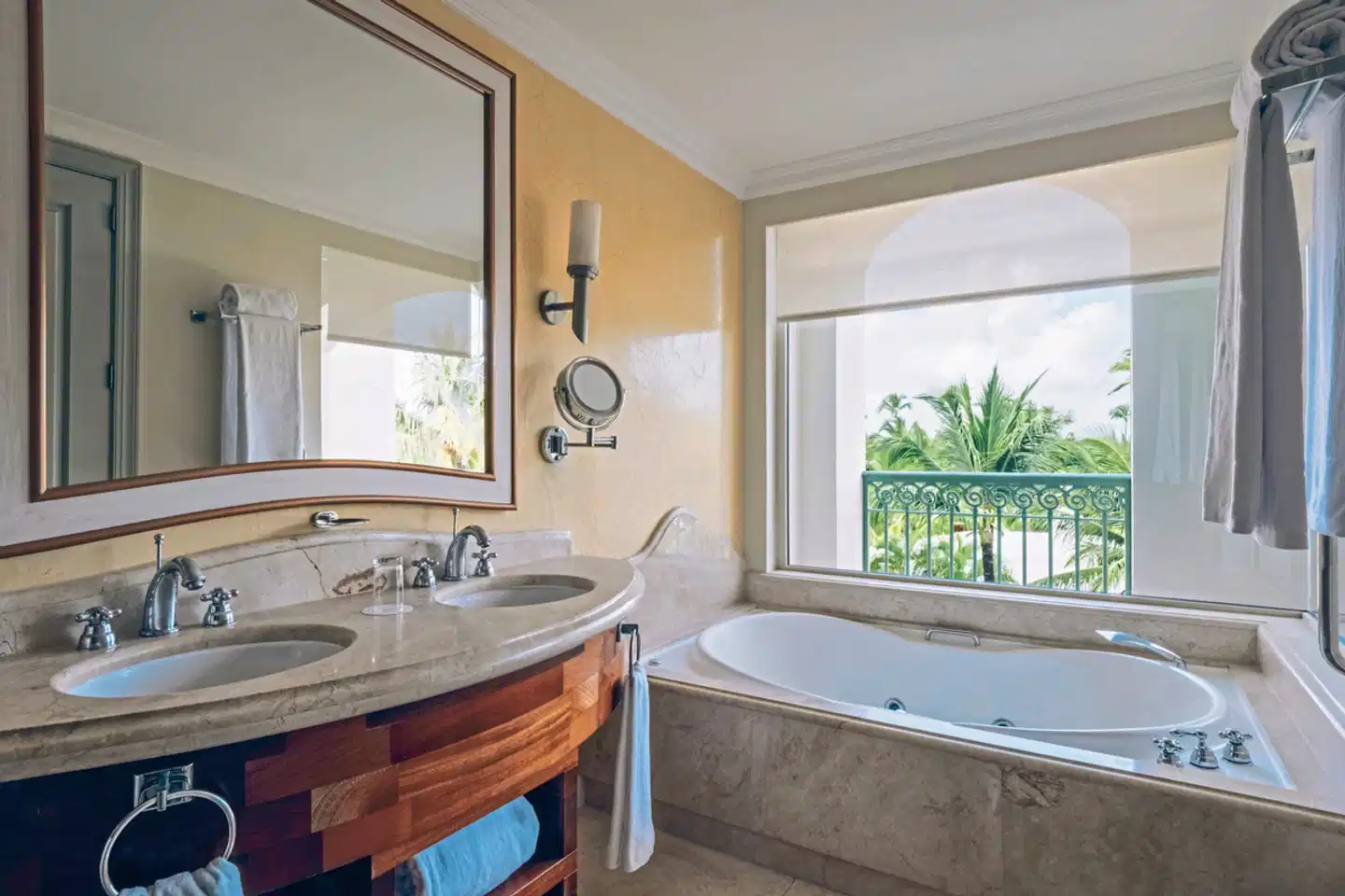 JOIA Bávaro by Iberostar Badezimmer