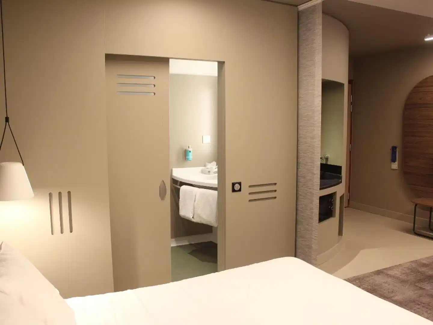 Novotel Suites Rouen Normandie Badezimmer