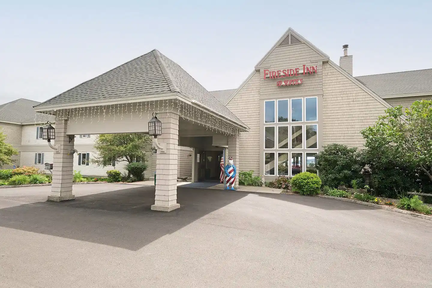 Fireside Inn & Suites Belfast Aussenansicht