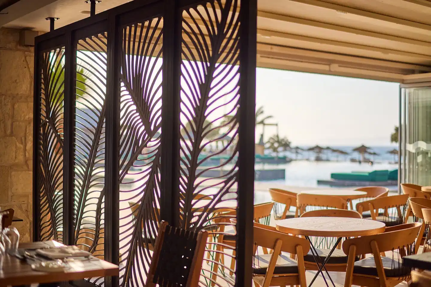 Paralos Kosta Alímia TERRACE