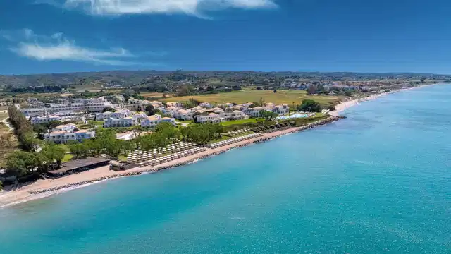 Neptune Luxury Resort BEACH