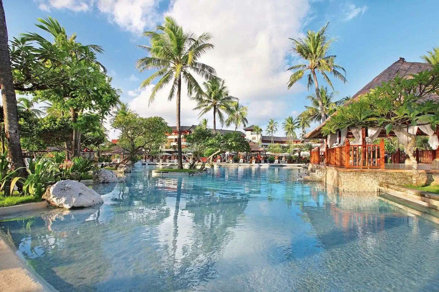 Nusa Dua Beach Hotel & Spa Pool