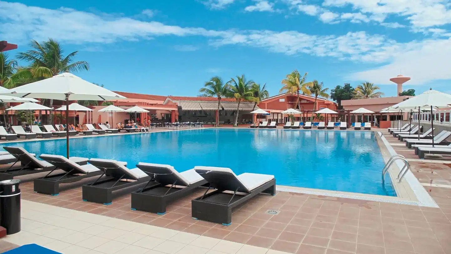 Blau Arenal Habana Beach Pool