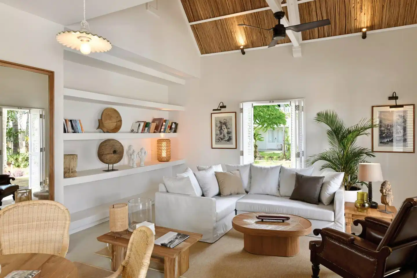 Veranda Grand Baie Hotel & Spa Lobby