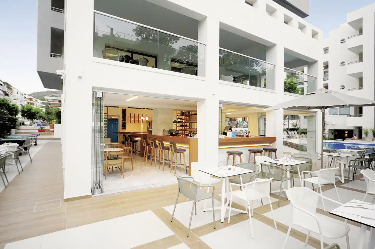 Atrium Ambiance Lobby