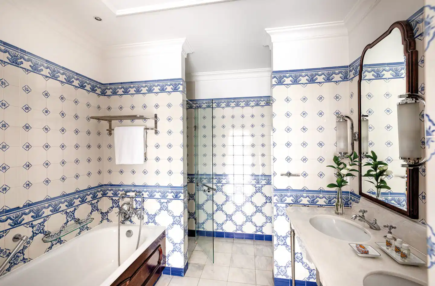 Reid's Palace, A Belmond Hotel BATHROOM