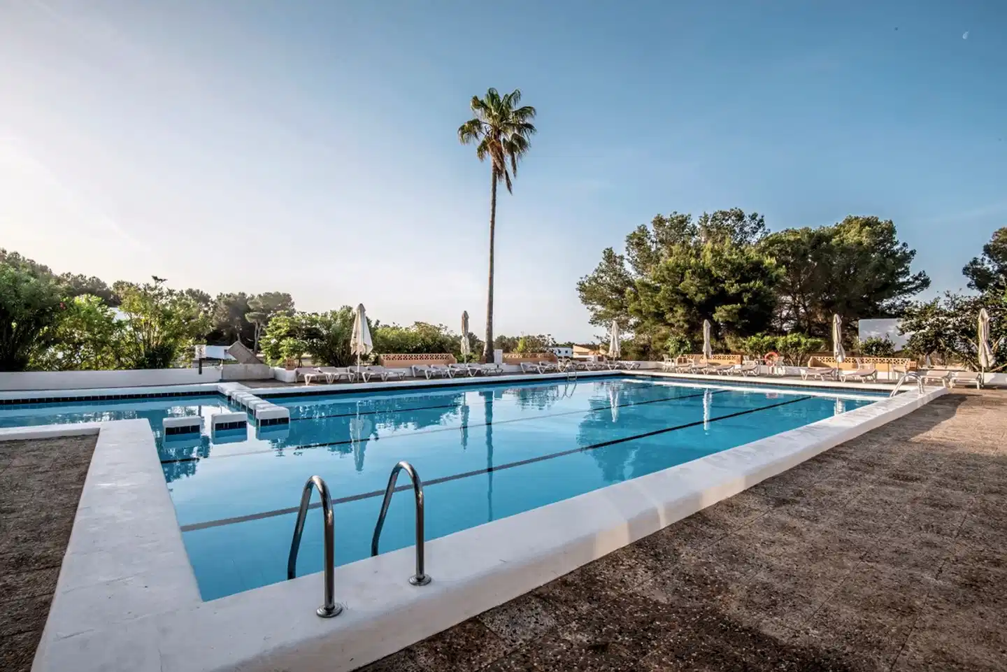 Es Pins Bungalows Pool