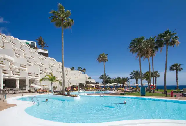 Riu Palace Calypso Pool