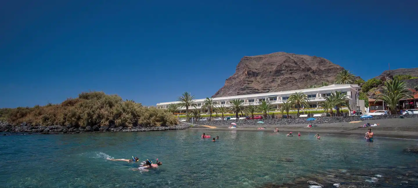 Charco del Conde BEACH