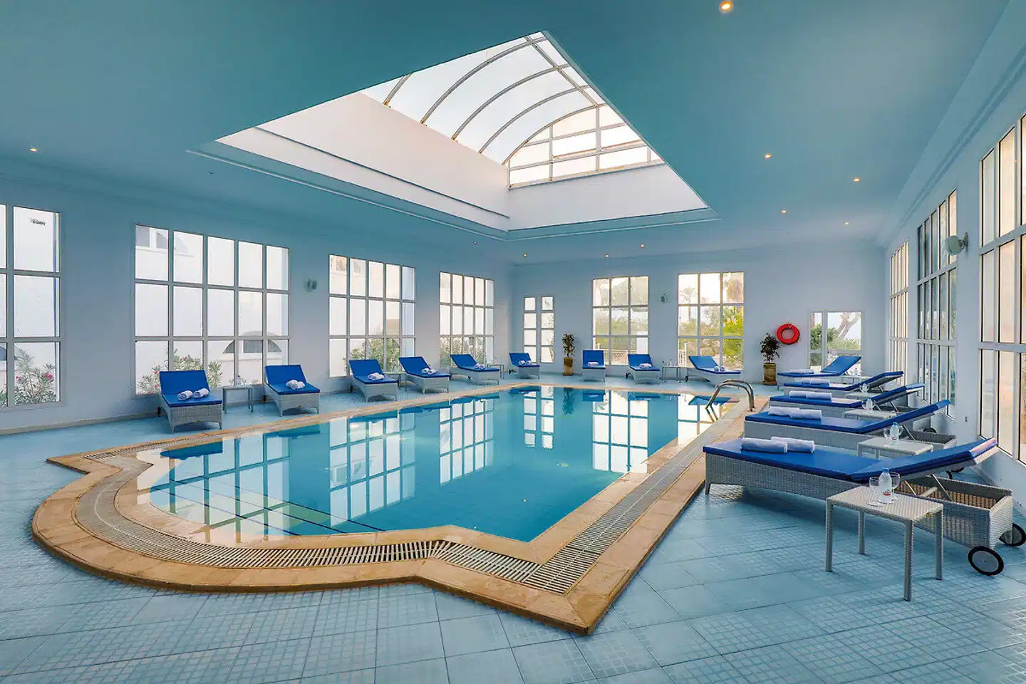 Hari Club Beach Resort Hallenbad