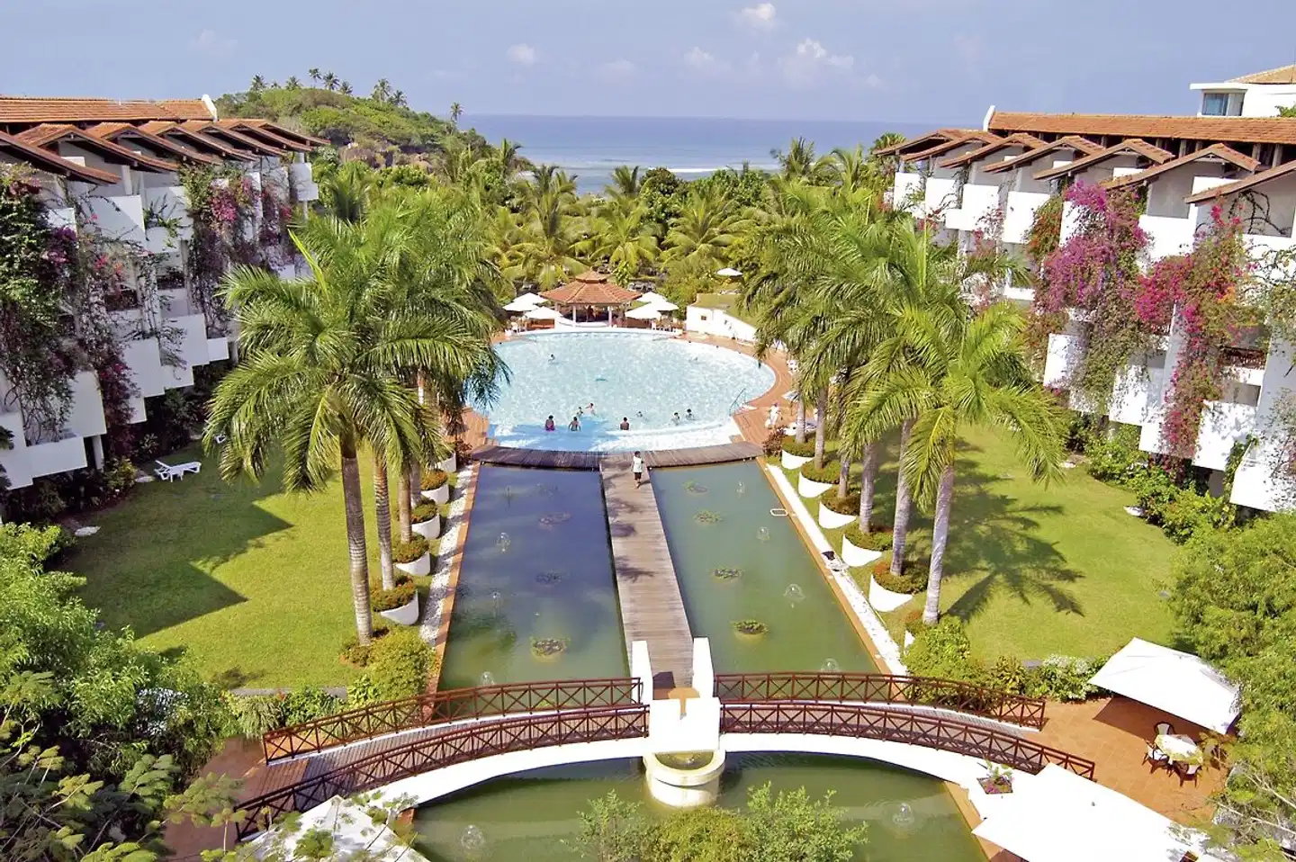 Lanka Princess Hotel Aussenansicht