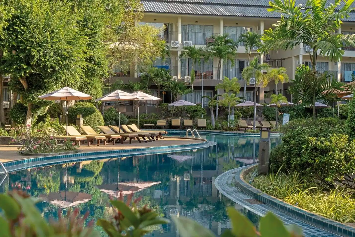 Green Park Resort Pool