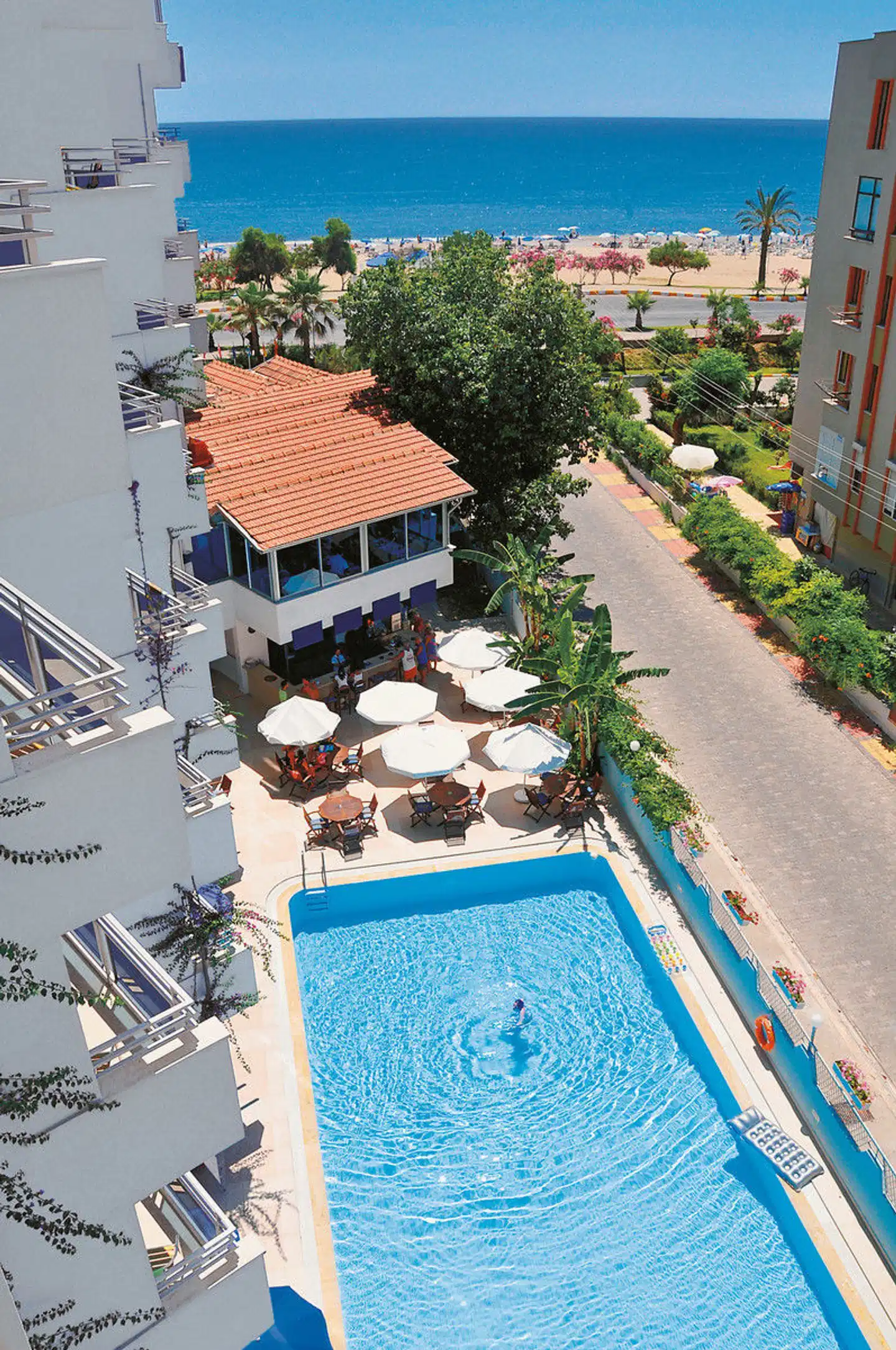 Blue Diamond Alya Pool