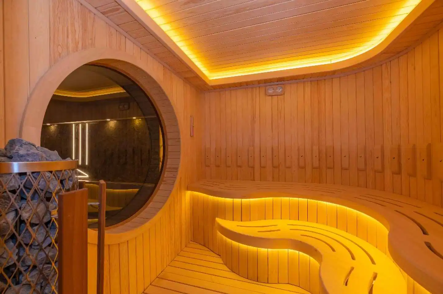 Ramada by Wyndham Istanbul Pera Wellness