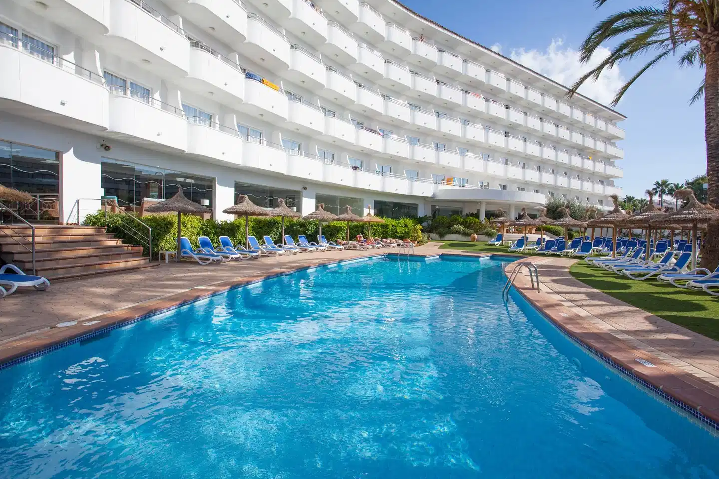 Grupotel Maritimo Pool