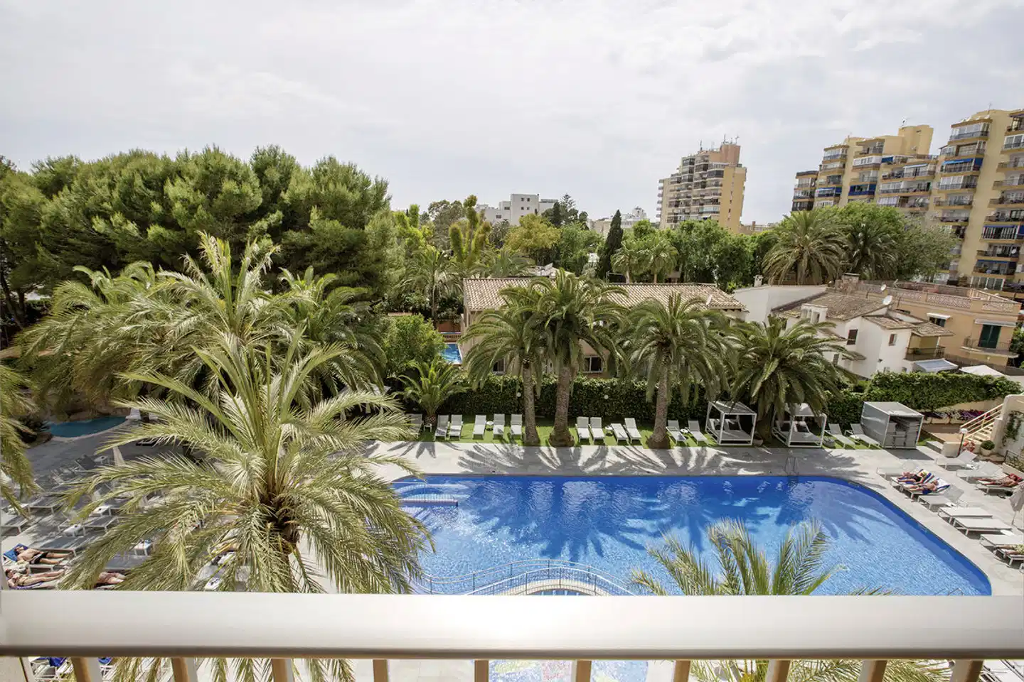 Bordoy Cosmopolitan Pool