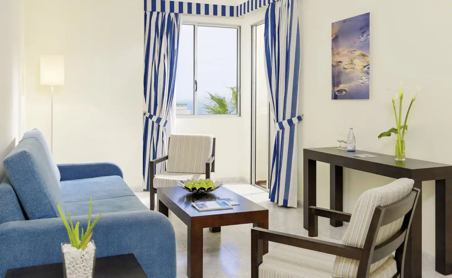 H10 Las Palmeras Wohnbeispiel