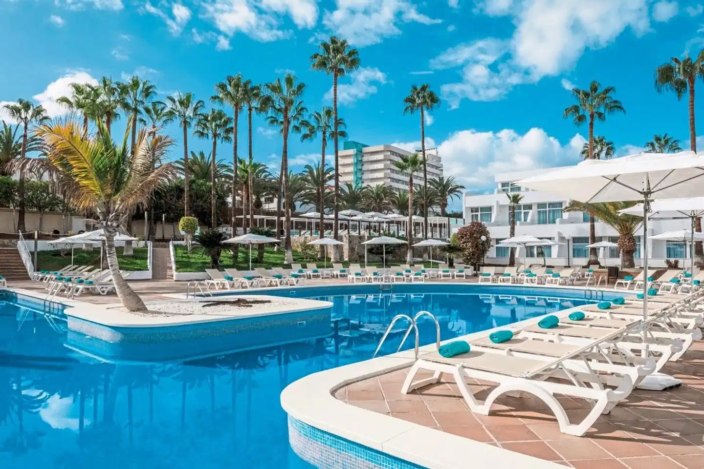 Iberostar Waves Las Dalias Pool