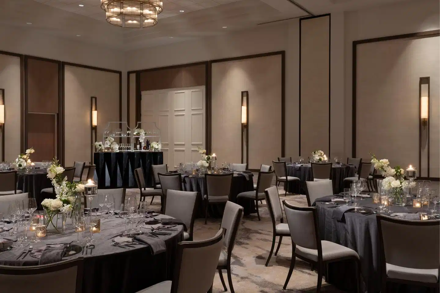 The Vinoy Resort & Golf Club, Autograph Collection Restaurant