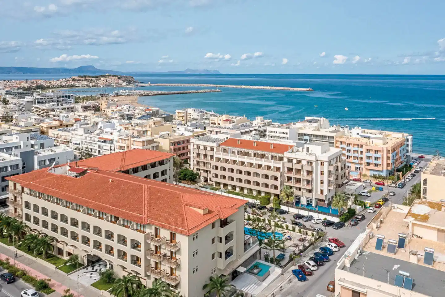 Theartemis Palace Aussenansicht