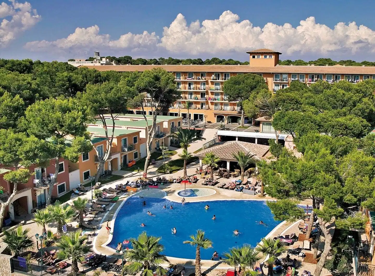 Occidental Playa de Palma Pool