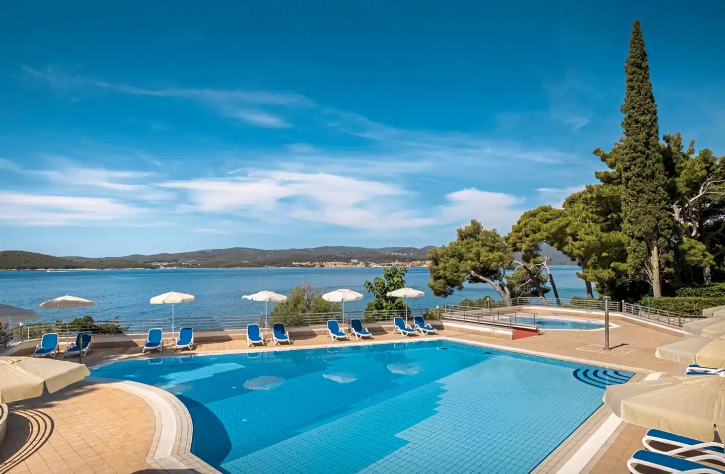 Aminess Bellevue Casa & Hotel & Village Pool