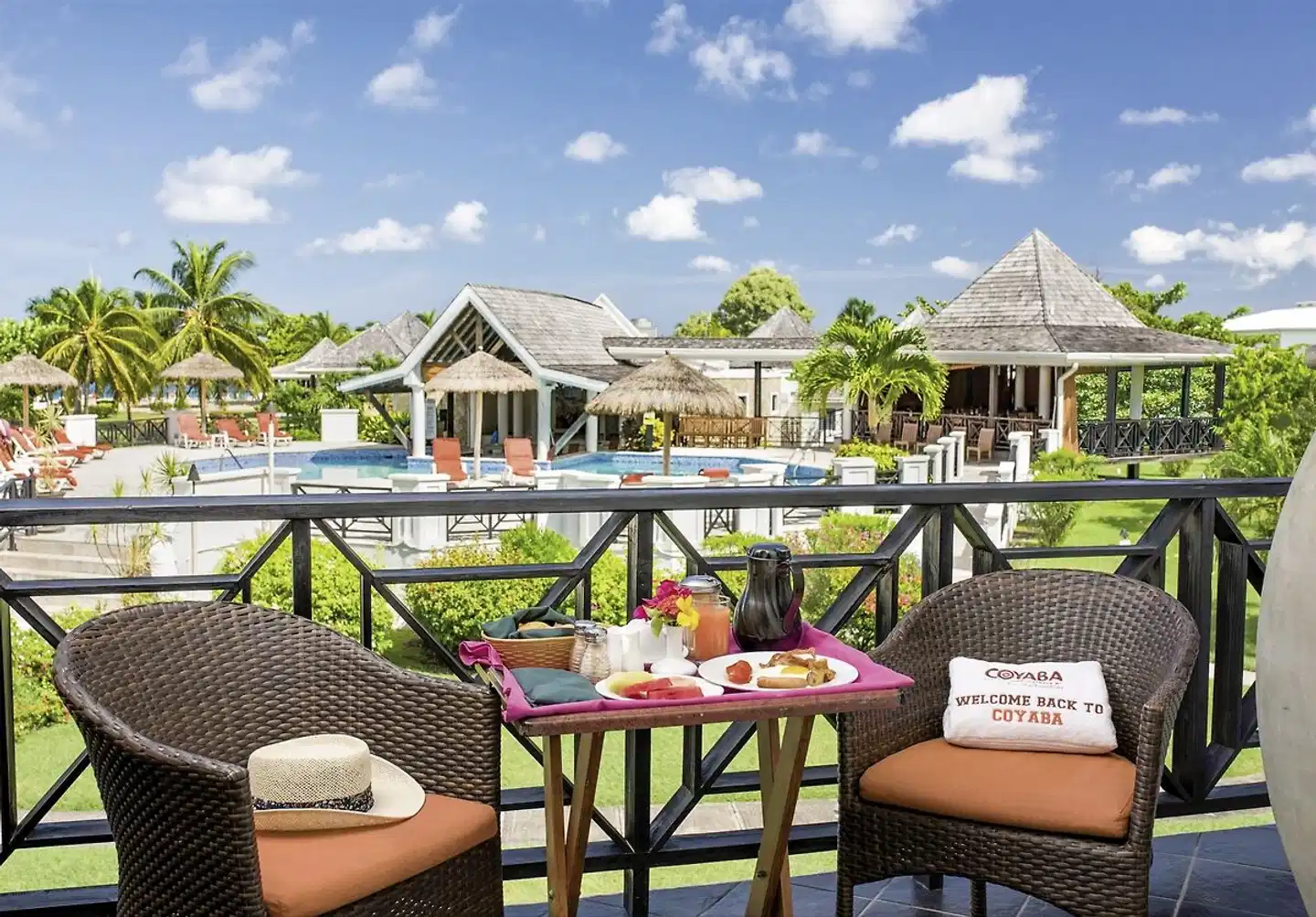 Coyaba Beach Resort Terrasse