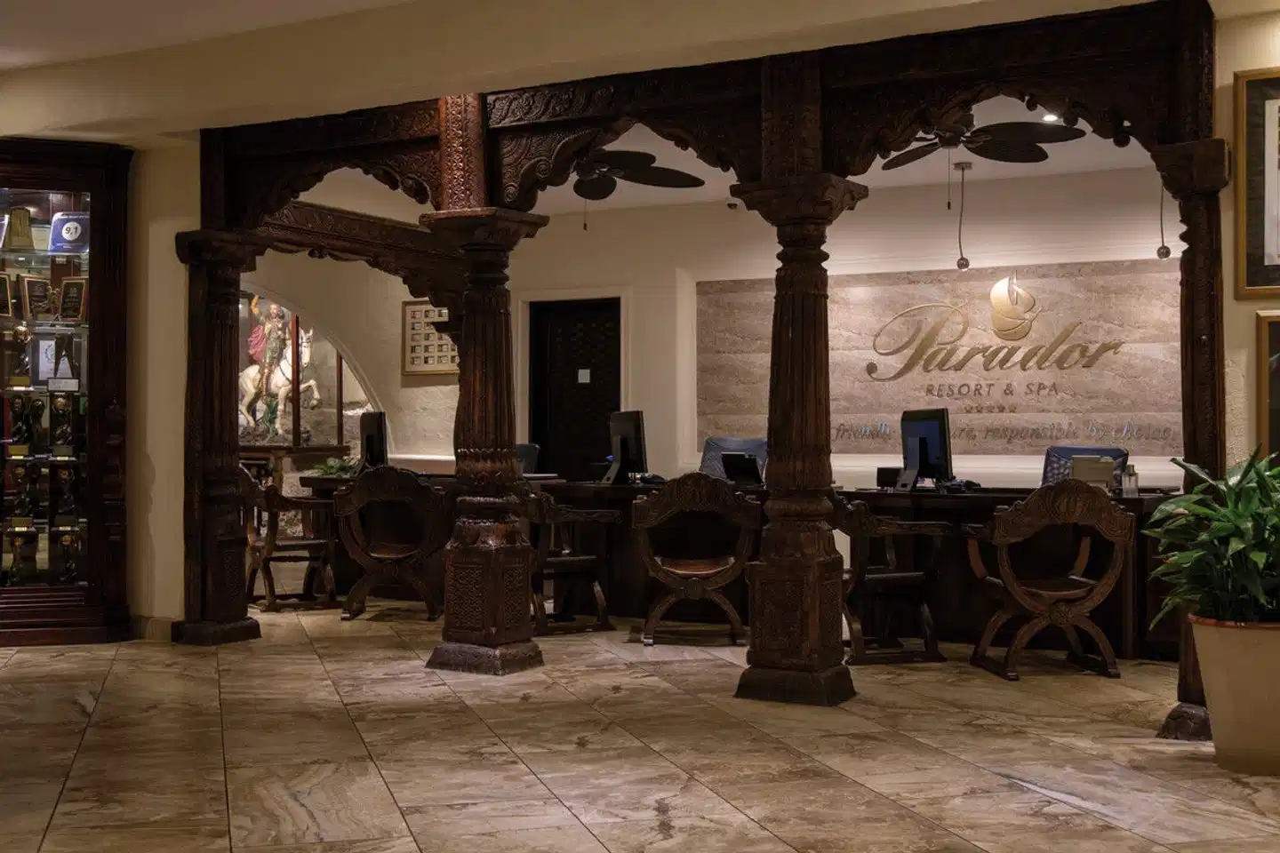 Parador Nature Resort & Spa Lobby