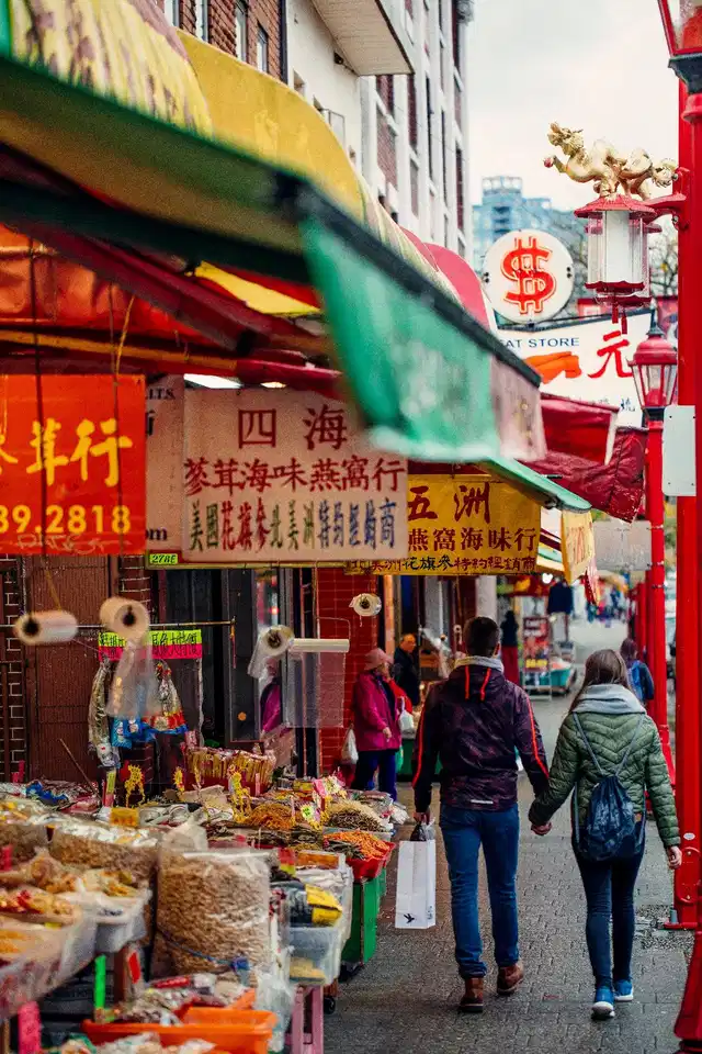 Holiday Inn Vancouver Downtown & Suites Restaurant