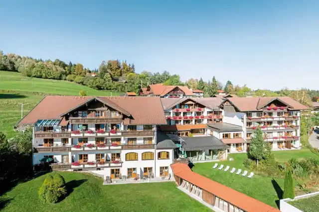 Hartungs Hoteldorf Aussenansicht