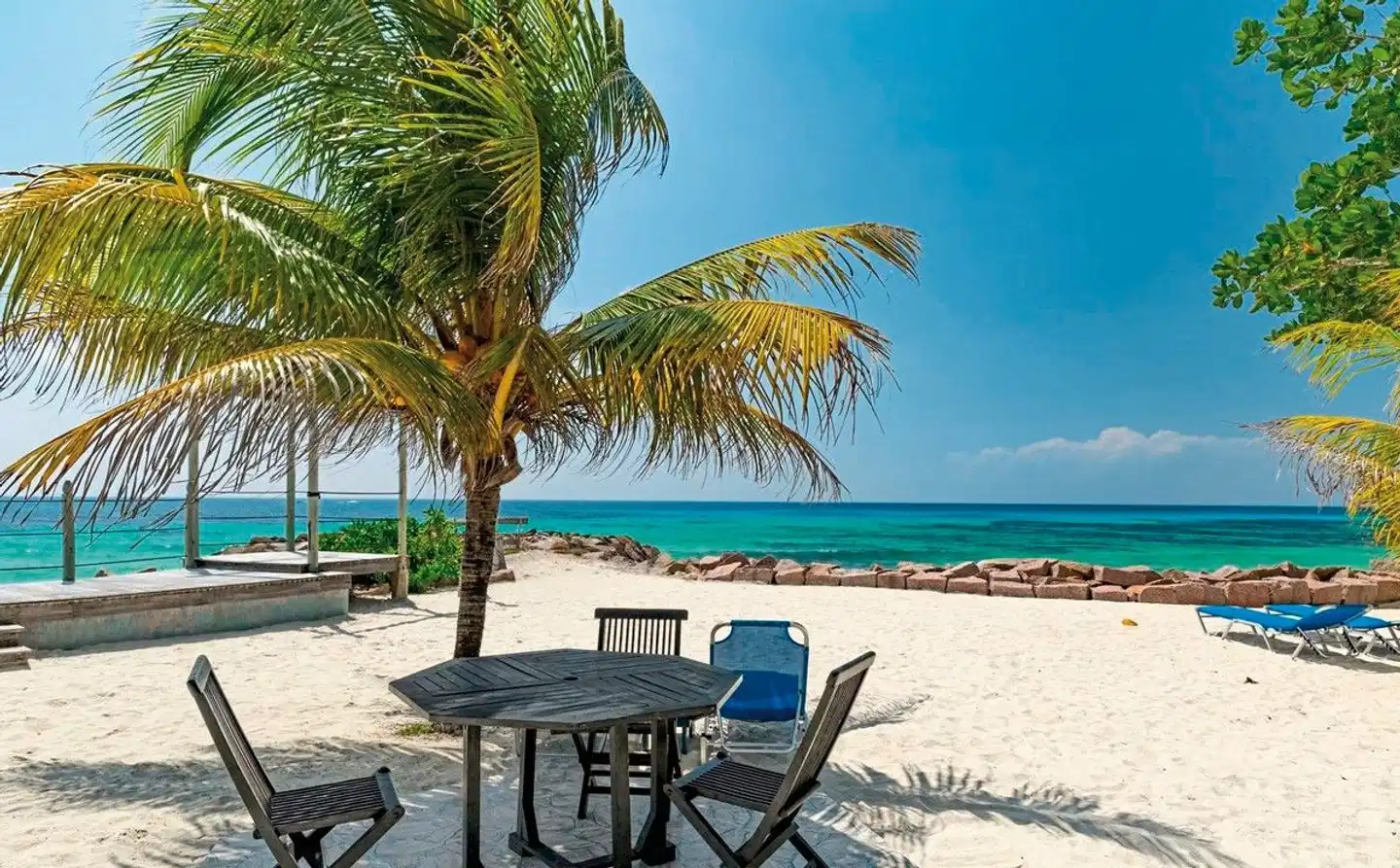 The Islander Hotel Strand