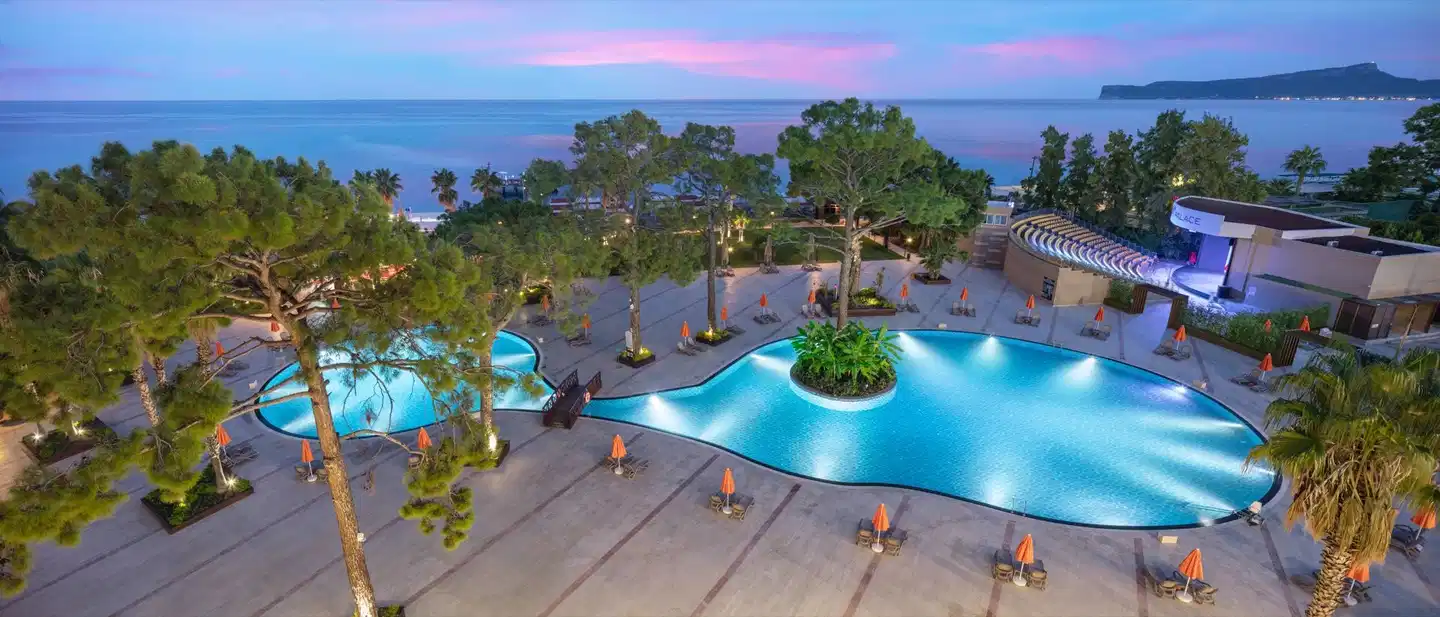 Kilikya Palace Göynük Pool