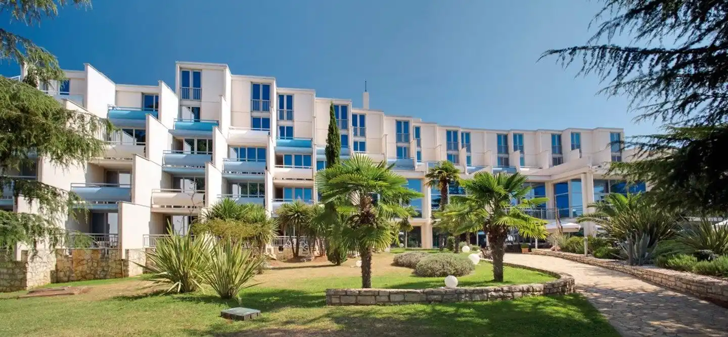 Crystal Sunny Hotel by Valamar Aussenansicht