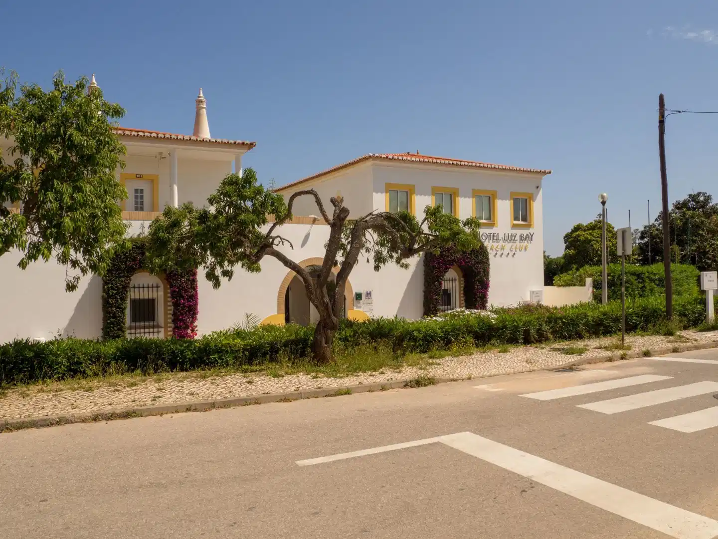 Luz Bay Hotel Aussenansicht